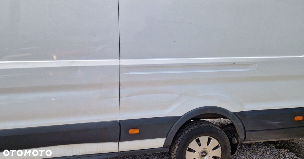 Ford Transit - 10