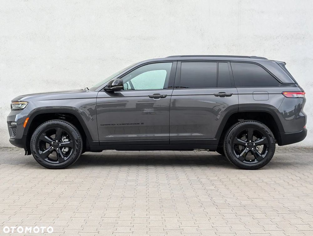 Jeep Grand Cherokee - 2