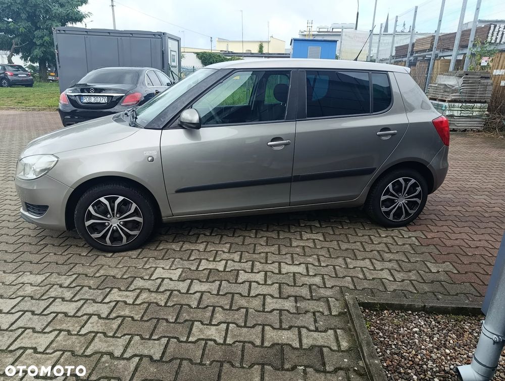 Skoda Fabia 1.2 HTP Ambiente - 6