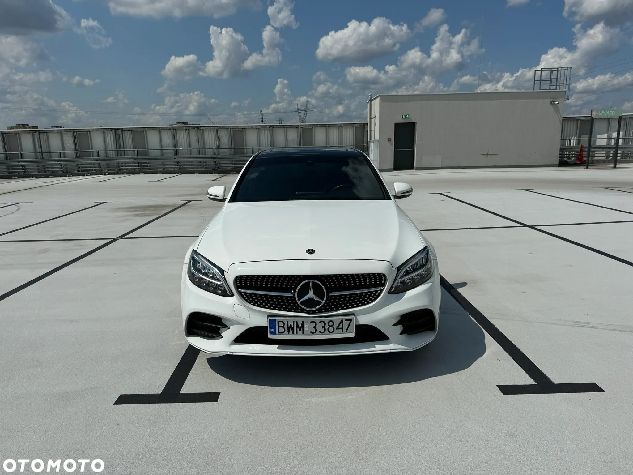 Mercedes-Benz Klasa C 300 4Matic 9G-TRONIC AMG Line - 3