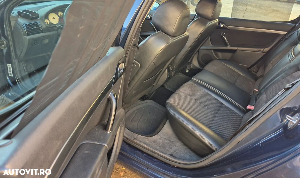 Peugeot 407 HDi 165 Automatik Business Line - 32
