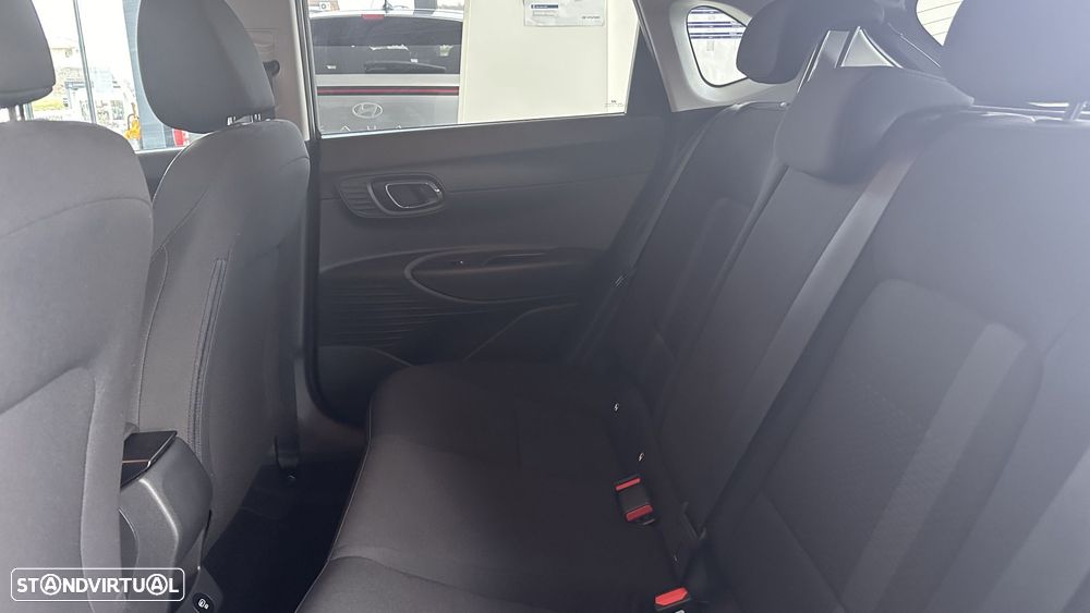 Hyundai i20 1.2 Comfort - 11