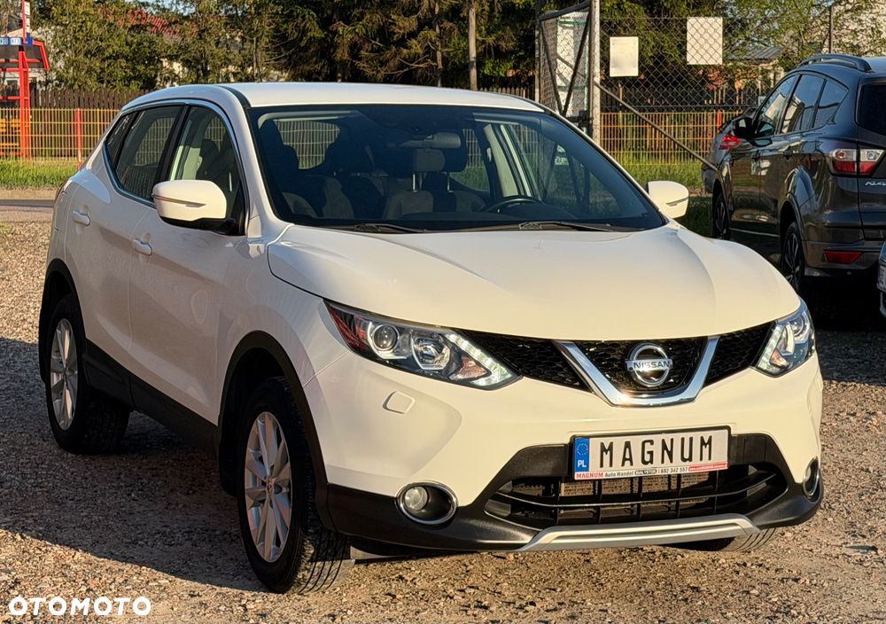 Nissan Qashqai 1.2 DIG-T Tekna EU6 - 3