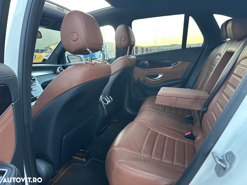 Mercedes-Benz GLC 250 4MATIC 9G-TRONIC Exclusive - 19