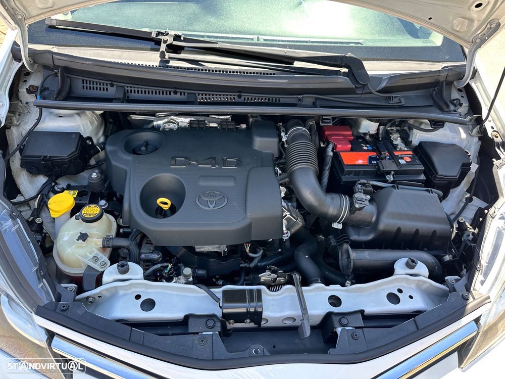 Toyota Yaris 1.4 D-4D - 29