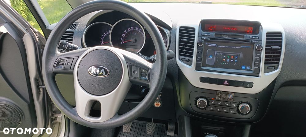 Kia Venga - 13