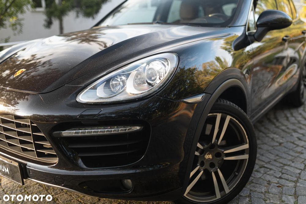 Porsche Cayenne - 2