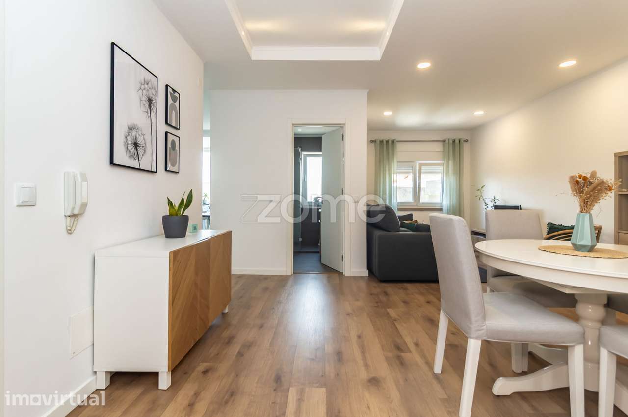 Apartamento T2 na Torre da Marinha, Seixal. - Grande imagem: 2/25