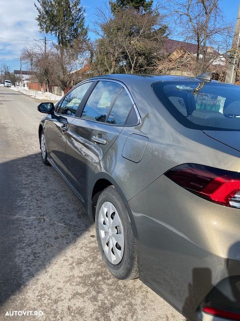 Toyota Corolla 1.8 HSD Business - 3