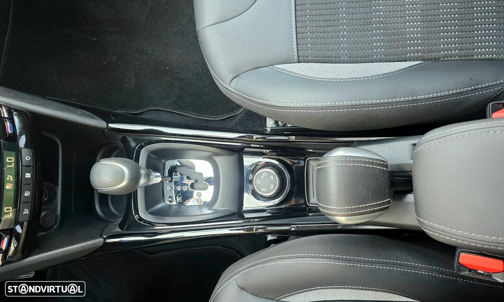 Peugeot 2008 PureTech 110 GPF Stop&Start EAT6 Allure - 14