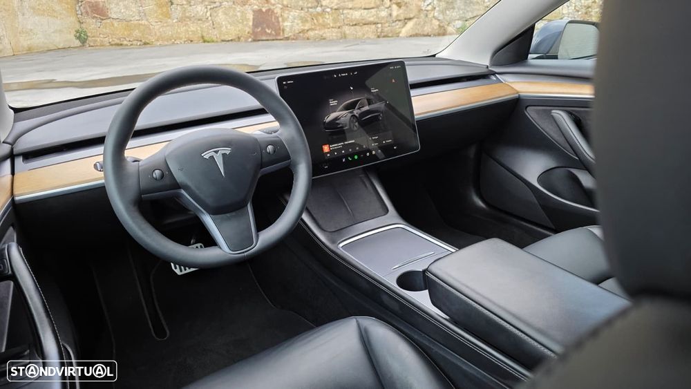 Tesla Model 3 Long-Range Dual Motor AWD - 36