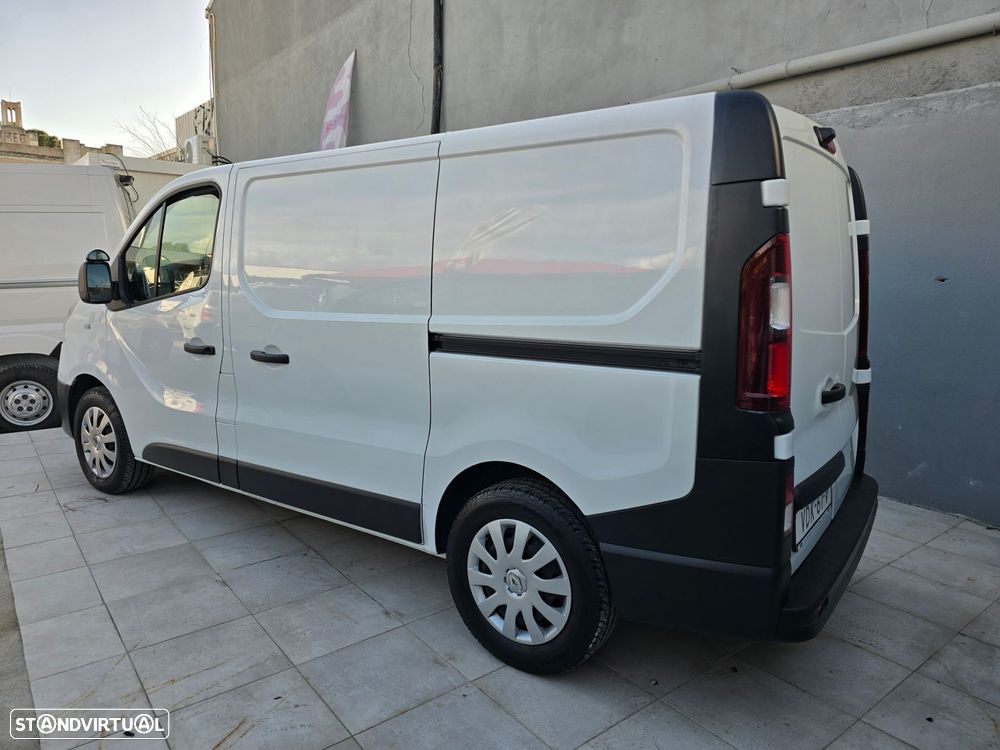 Renault Trafic 1.6 dCi L2H1 1.2T - 6