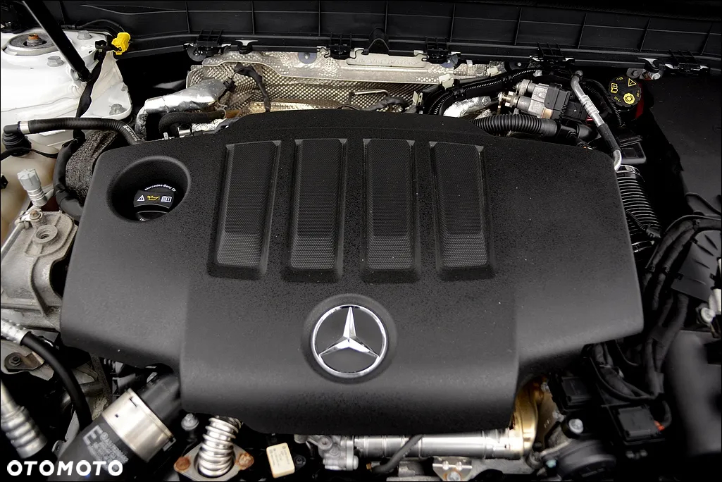Mercedes-Benz GLB 200 d 8G-DCT Progressive - 39
