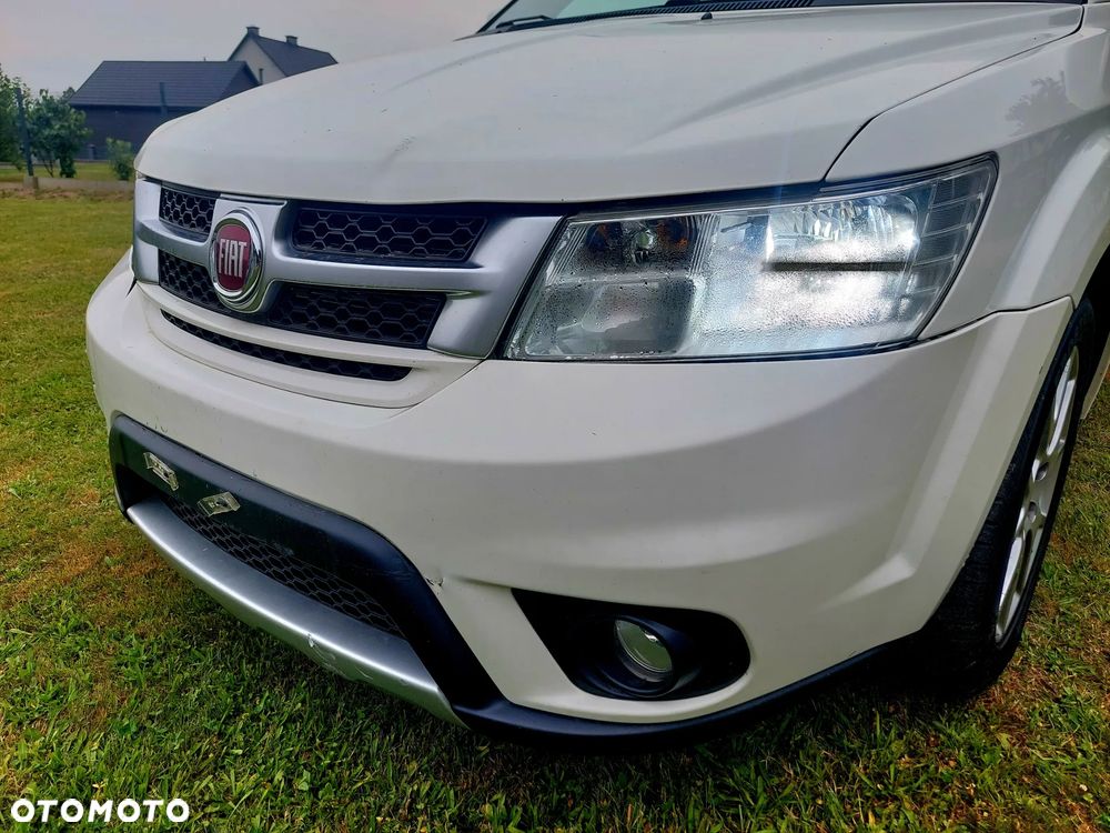 Fiat Freemont 2.0 Multijet 16V DPF Automatik Allrad Lounge - 16