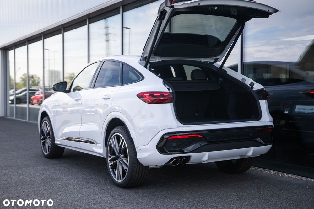 Audi Q5 Sportback - 10