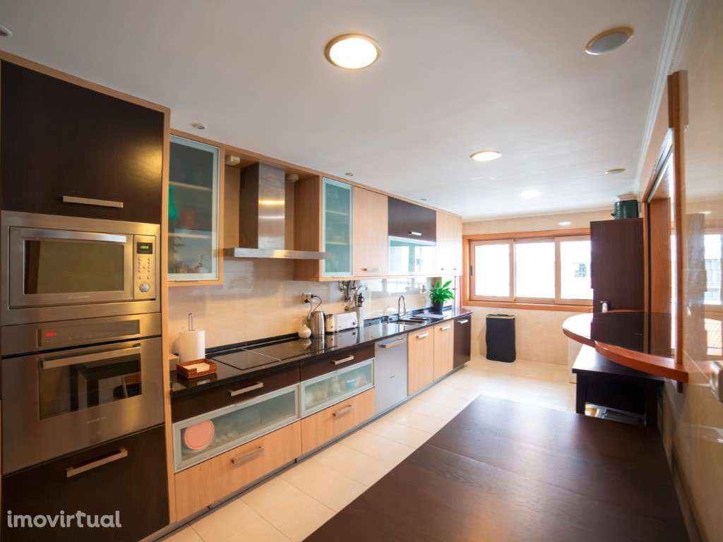 T2+1 Duplex - Urbanização da Atalaia - Grande imagem: 5/25