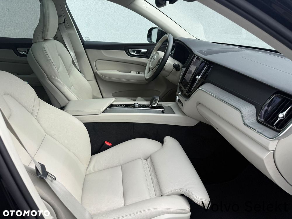 Volvo XC 60 - 35