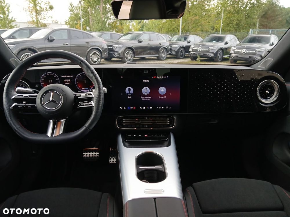 Mercedes-Benz CLA 200 mHEV 8G-DCT - 12