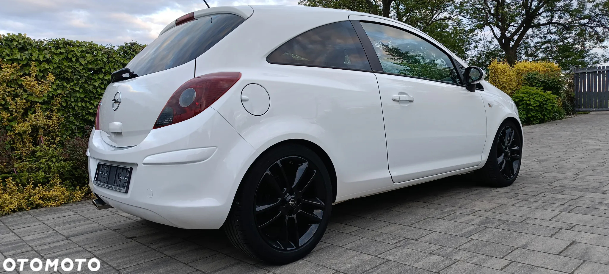 Opel Corsa 1.4 16V Sport - 3