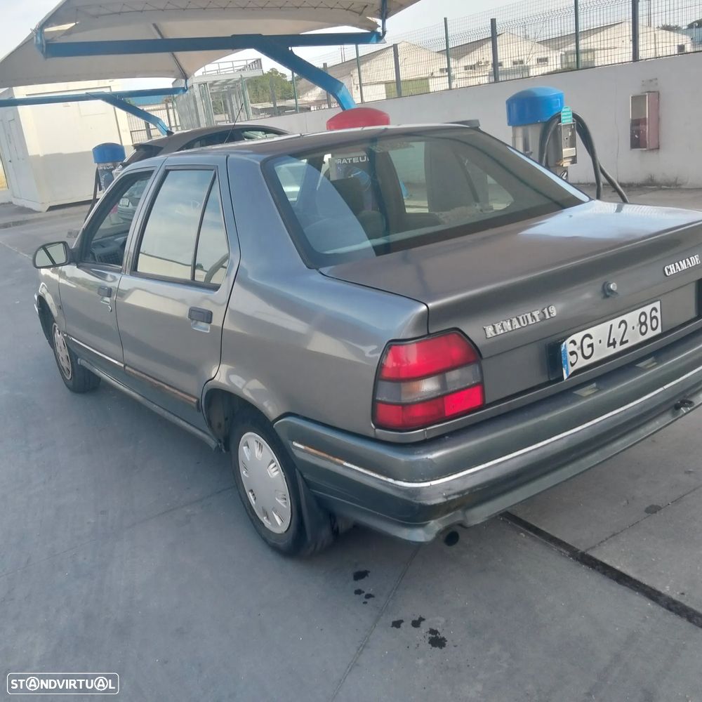 Renault 19 Chamade 1.4 TSE - 4
