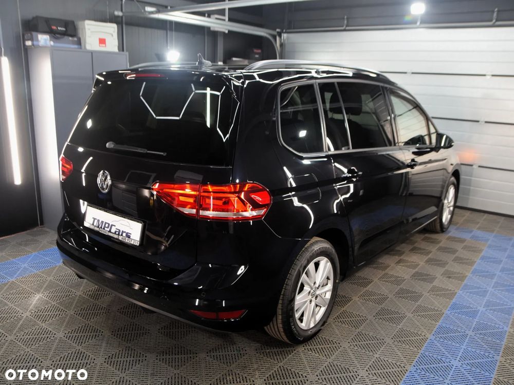 Volkswagen Touran 2.0 TDI SCR DSG Comfortline - 38