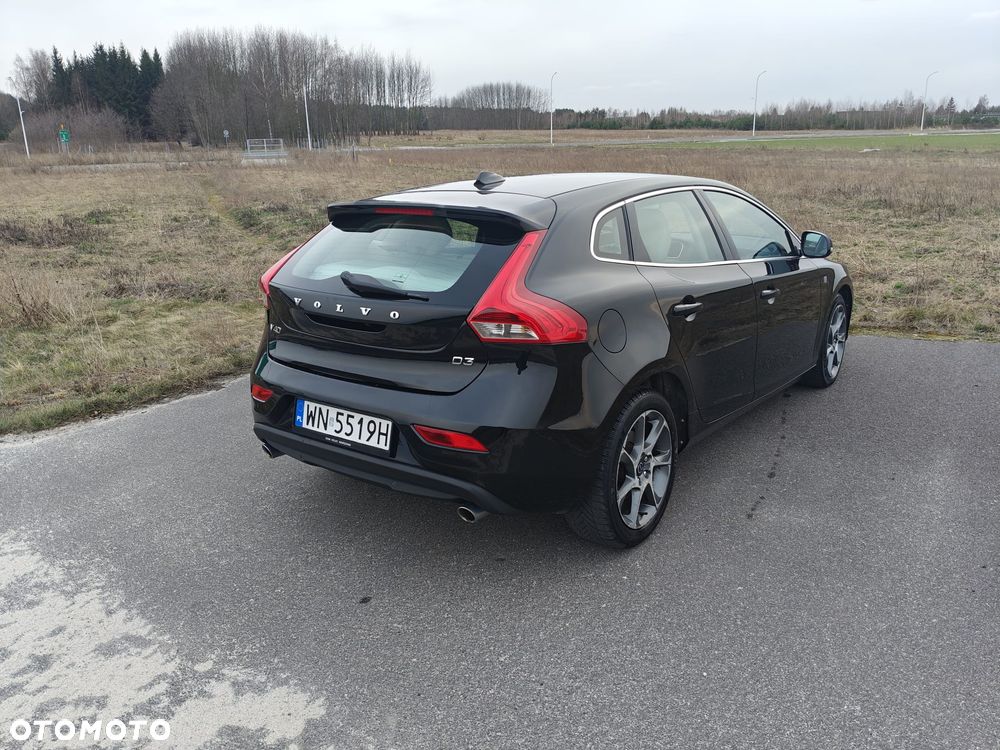 Volvo V40 D3 Drive-E Ocean Race - 17