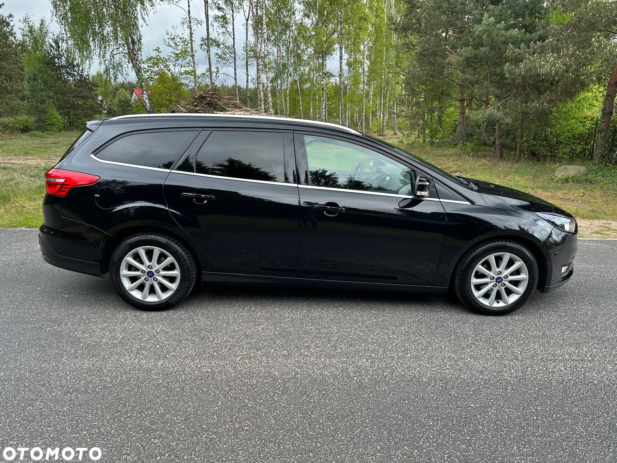 Ford Focus 1.0 EcoBoost Titanium - 11
