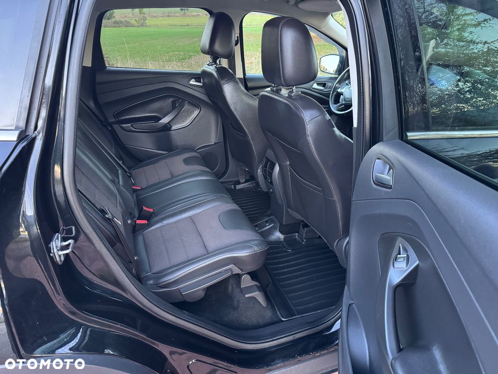 Ford Kuga - 21