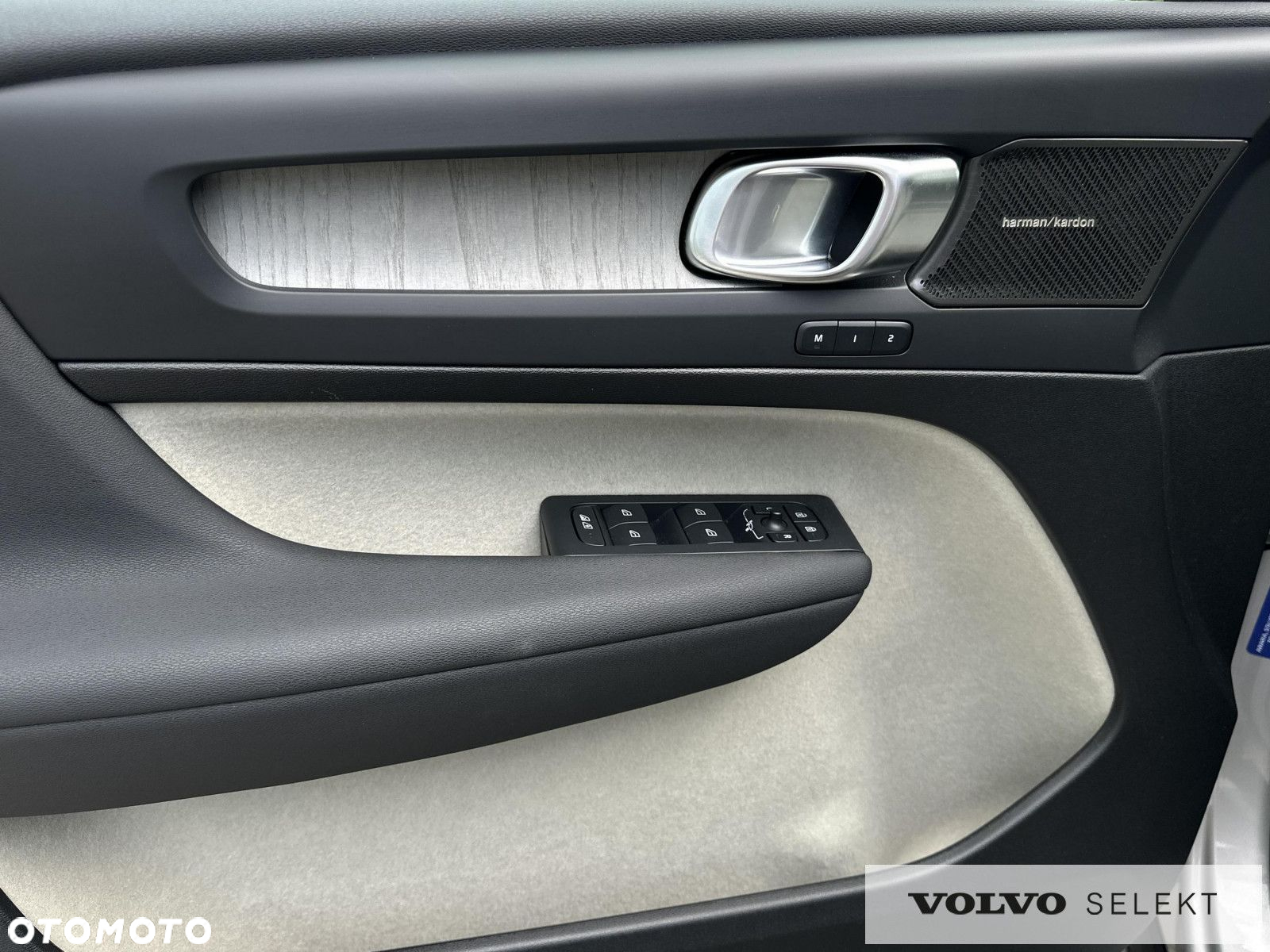 Volvo XC 40 - 11