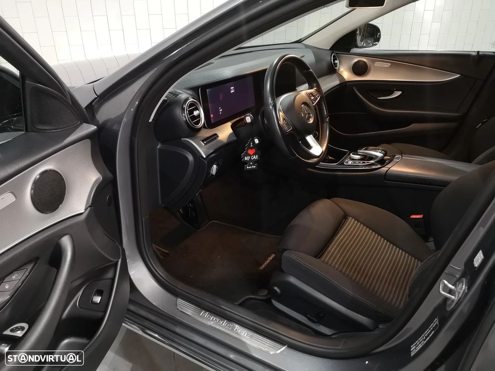 Mercedes-Benz E 220 CDi Avantgarde BE Auto. - 14