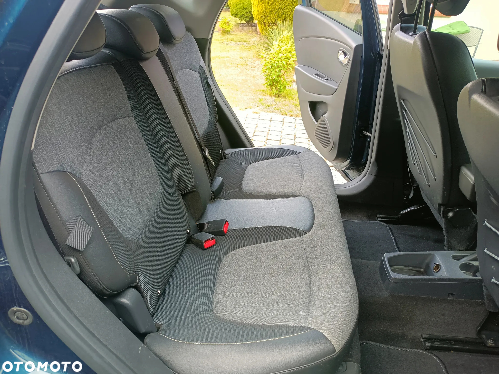 Renault Captur - 11