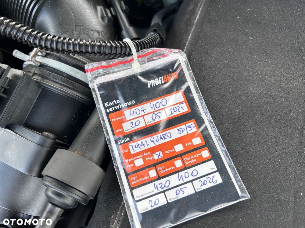 Volkswagen Passat Variant 2.0 TDI DPF R-Line Edition Plus - 35