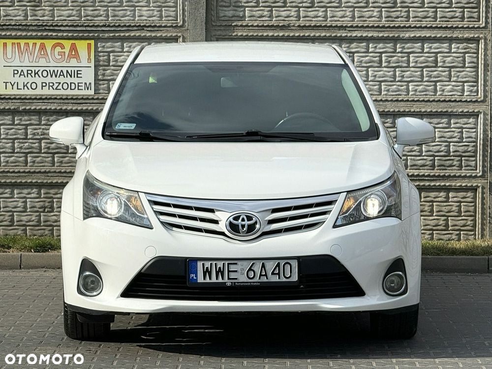 Toyota Avensis 2.0 D-4D Active - 19