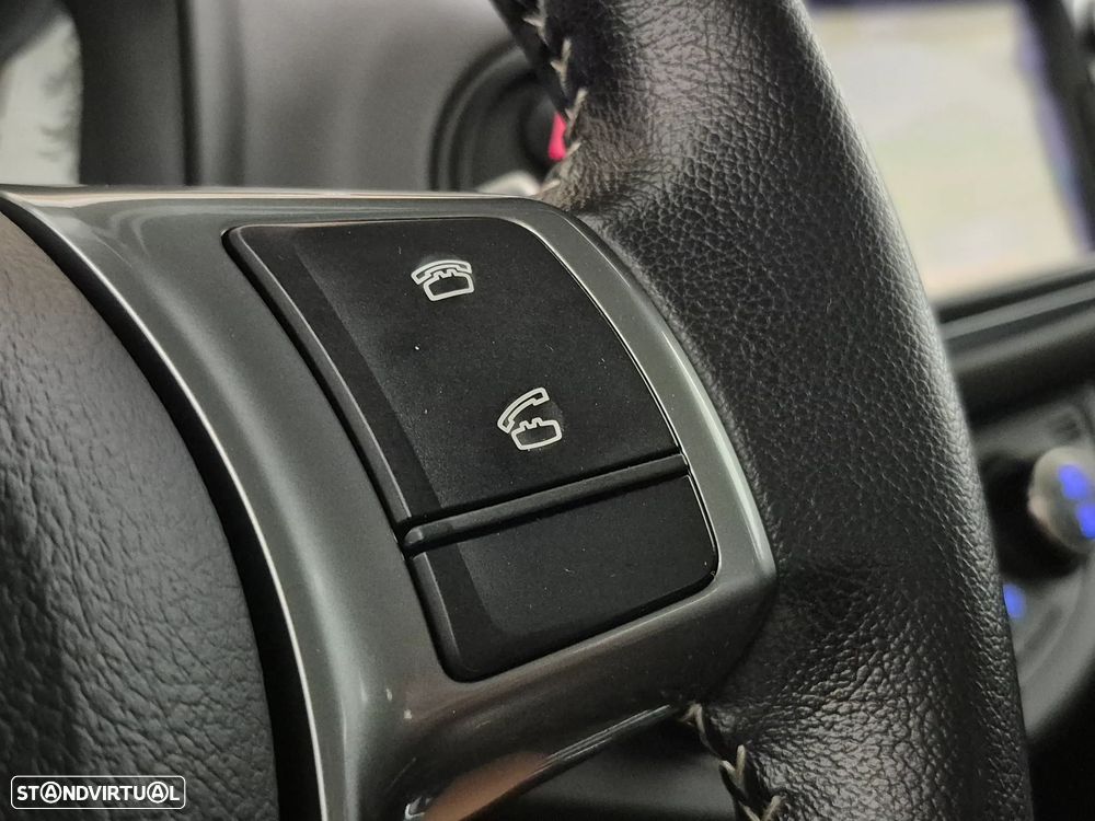 Toyota Yaris 1.5 HSD Comfort+P.Techno - 19