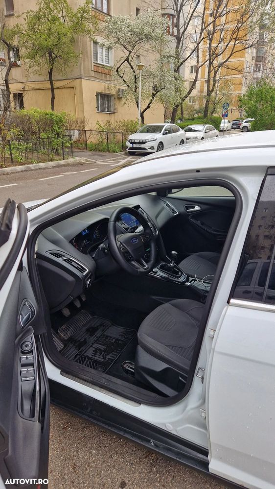Ford Focus 2.0 TDCi Titanium - 12