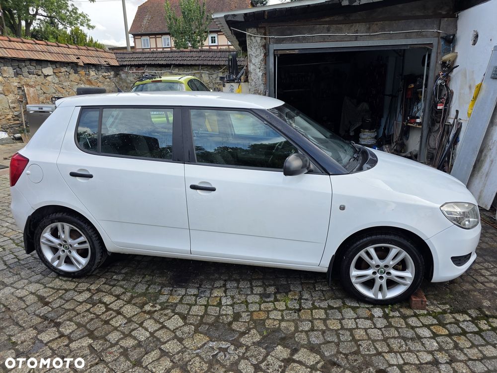 Skoda Fabia - 2