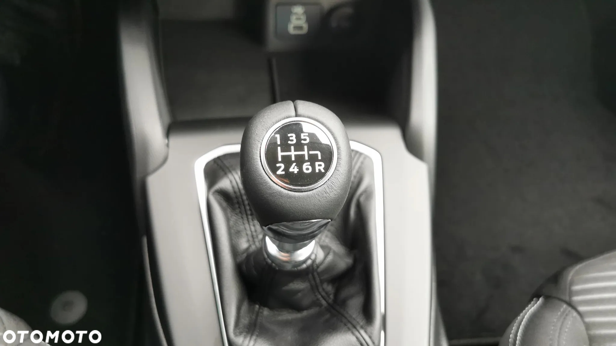 Ford Focus 1.0 EcoBoost Titanium - 18