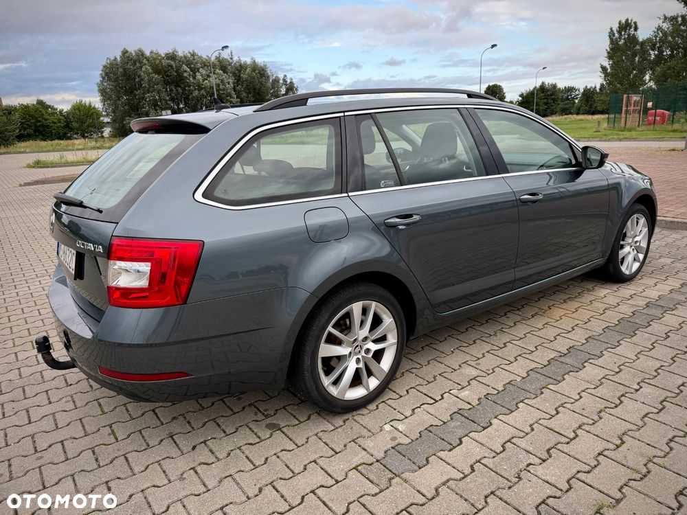 Skoda Octavia 1.5 TSI ACT Style DSG - 5