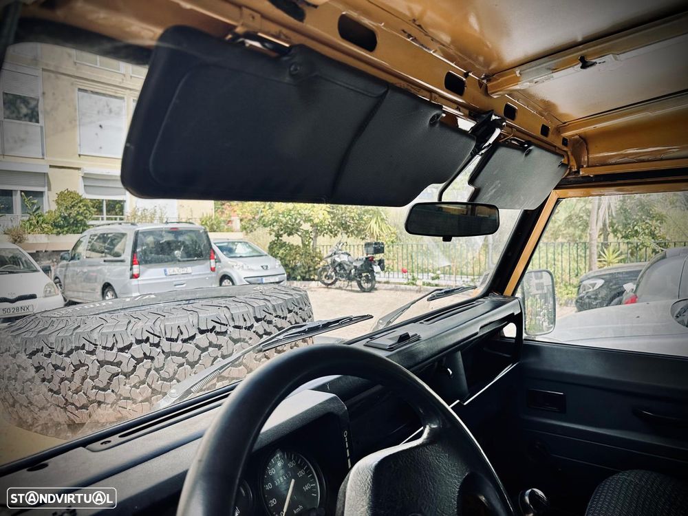 Land Rover Defender 110 2.5 TDi Metal Top - 31