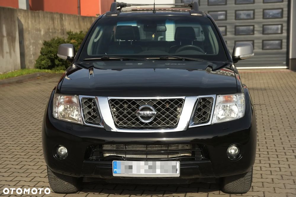 Nissan Navara 3.0 D V6 Platinum Long EU5 - 2