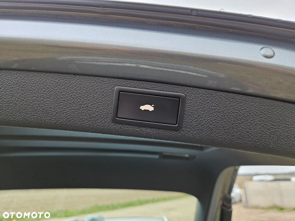 Skoda Superb 2.0 TDI DSG Elegance - 15