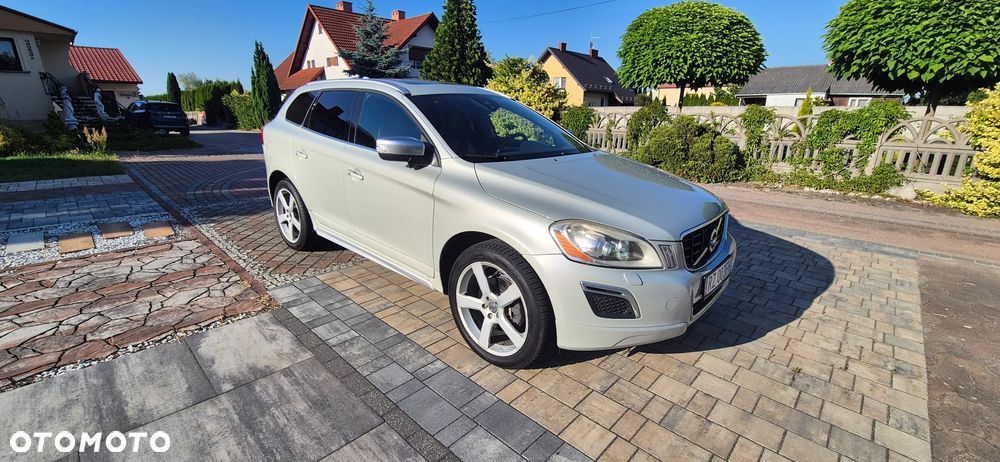 Volvo XC 60 T6 AWD Drive-E R-Design Momentum - 1
