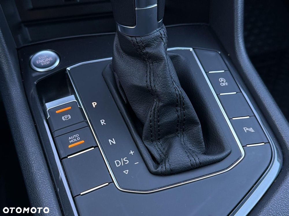 Volkswagen Tiguan - 21