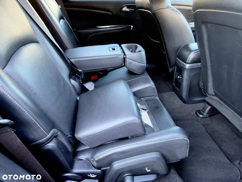 Fiat Freemont 2.0 Multijet 16V DPF Automatik Allrad Lounge - 24