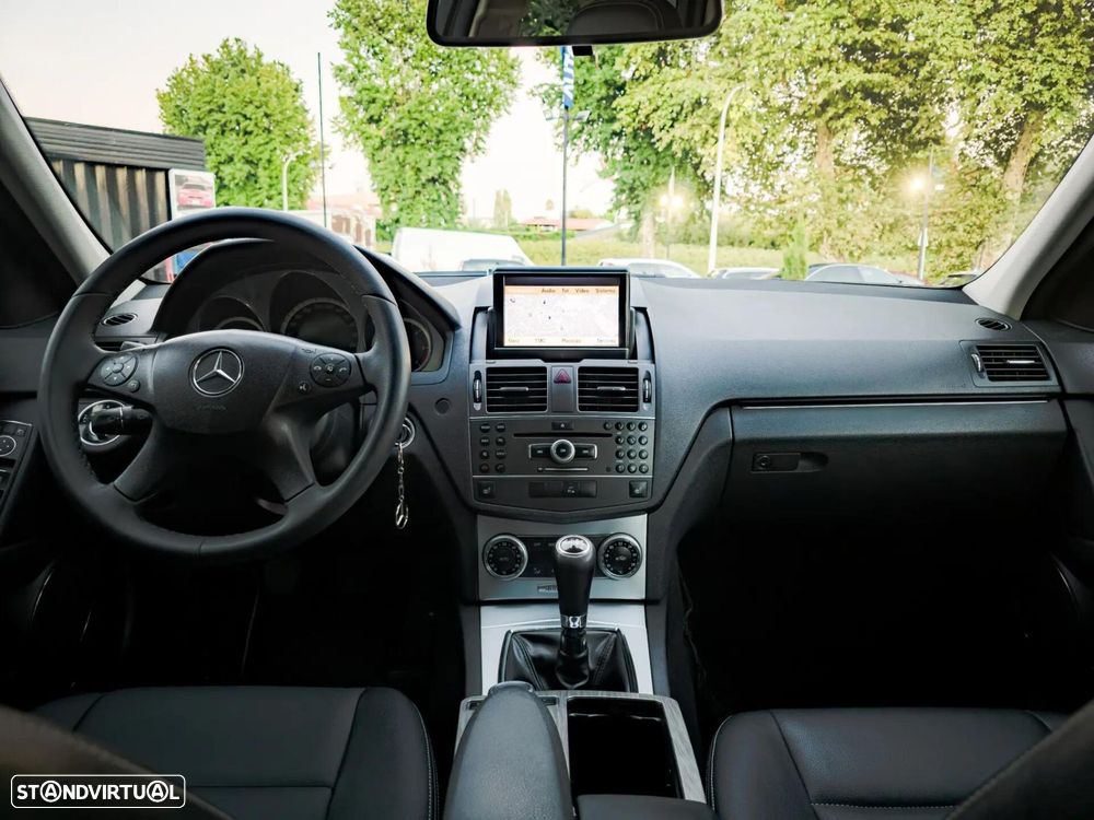 Mercedes-Benz C 250 - 15