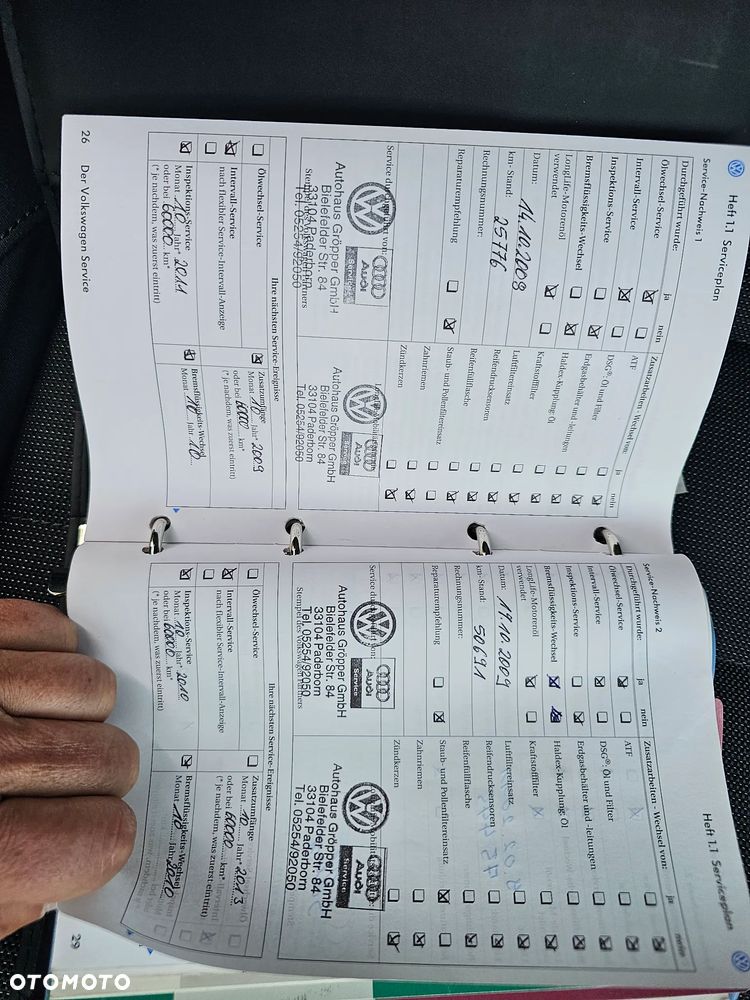 Volkswagen Touran 2.0 TDI DPF Highline - 27