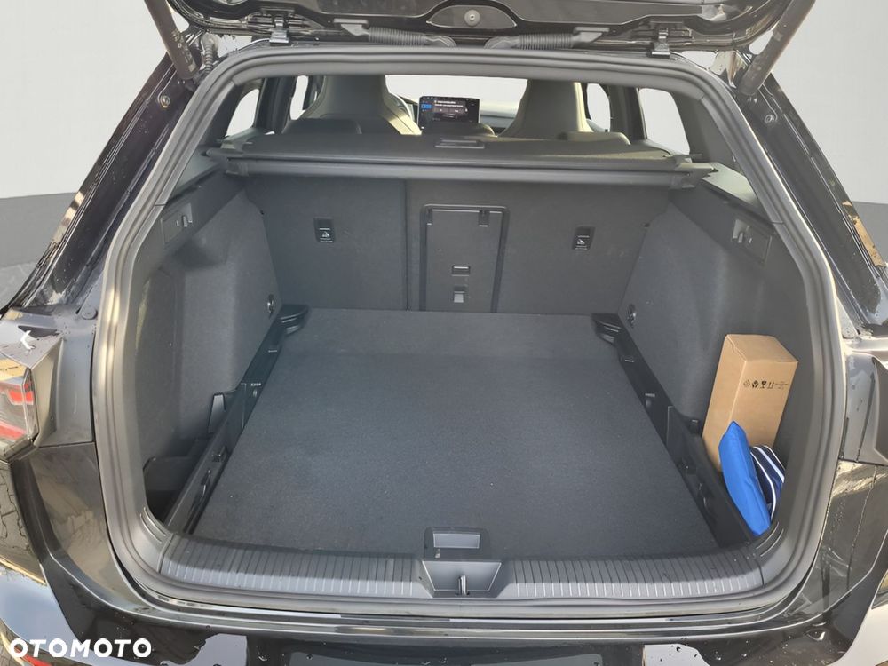 Volkswagen Golf - 10