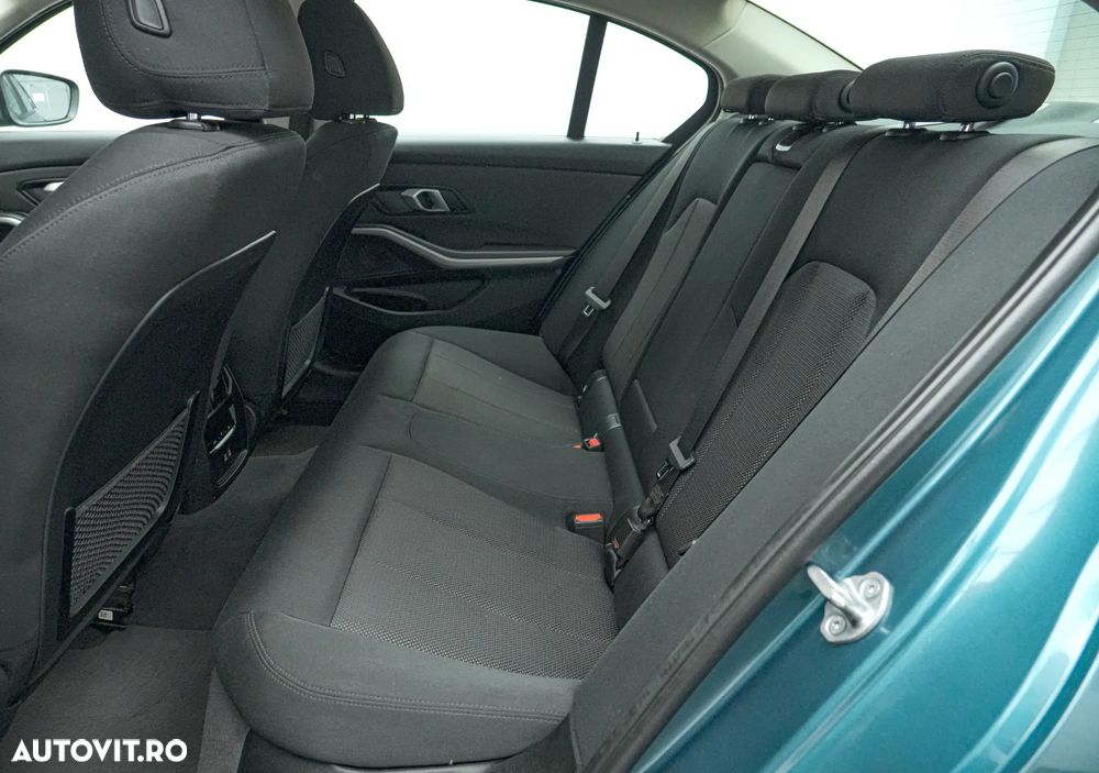 BMW Seria 3 318d Advantage - 16