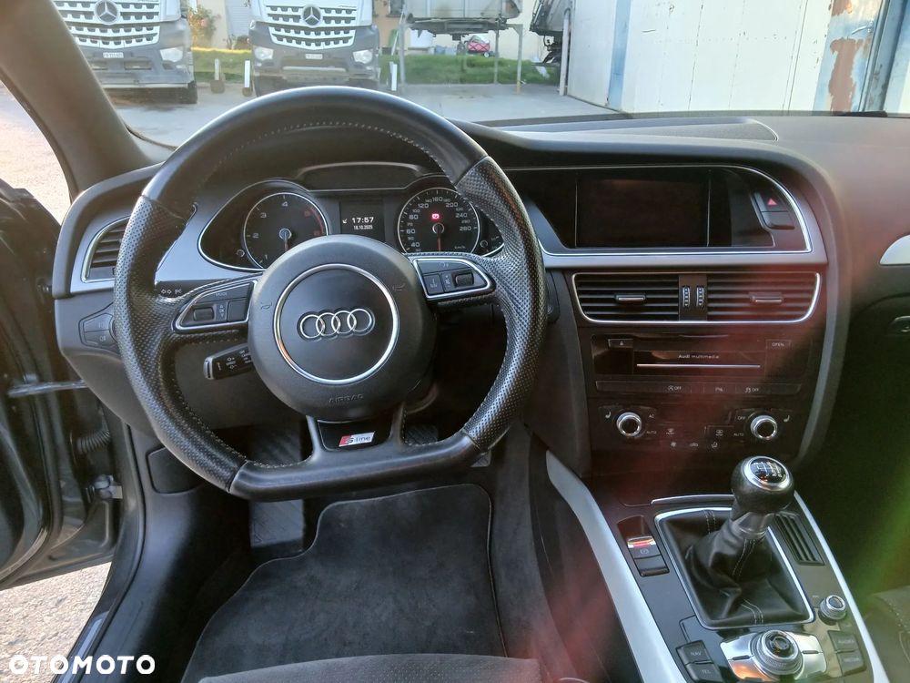 Audi A4 Avant 2.0 TDI DPF quattro S line Sportpaket - 6