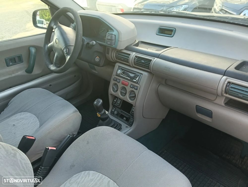 Land Rover Freelander 2.0 di - 8